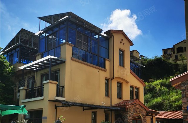 从化东方夏湾拿别墅 背靠凤凰山 面朝流溪河 送花园车位