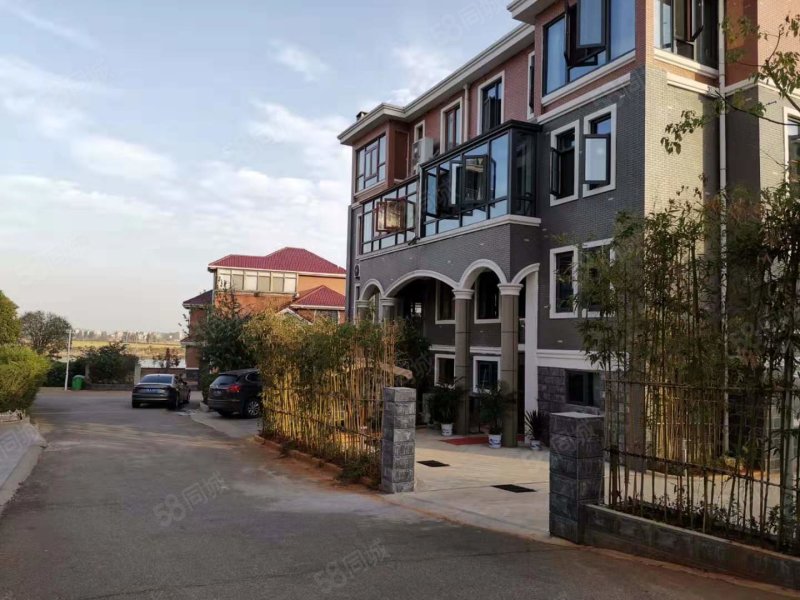 半岛豪园 正规小区 精装修 南北通透 进贤新区 拎包入住