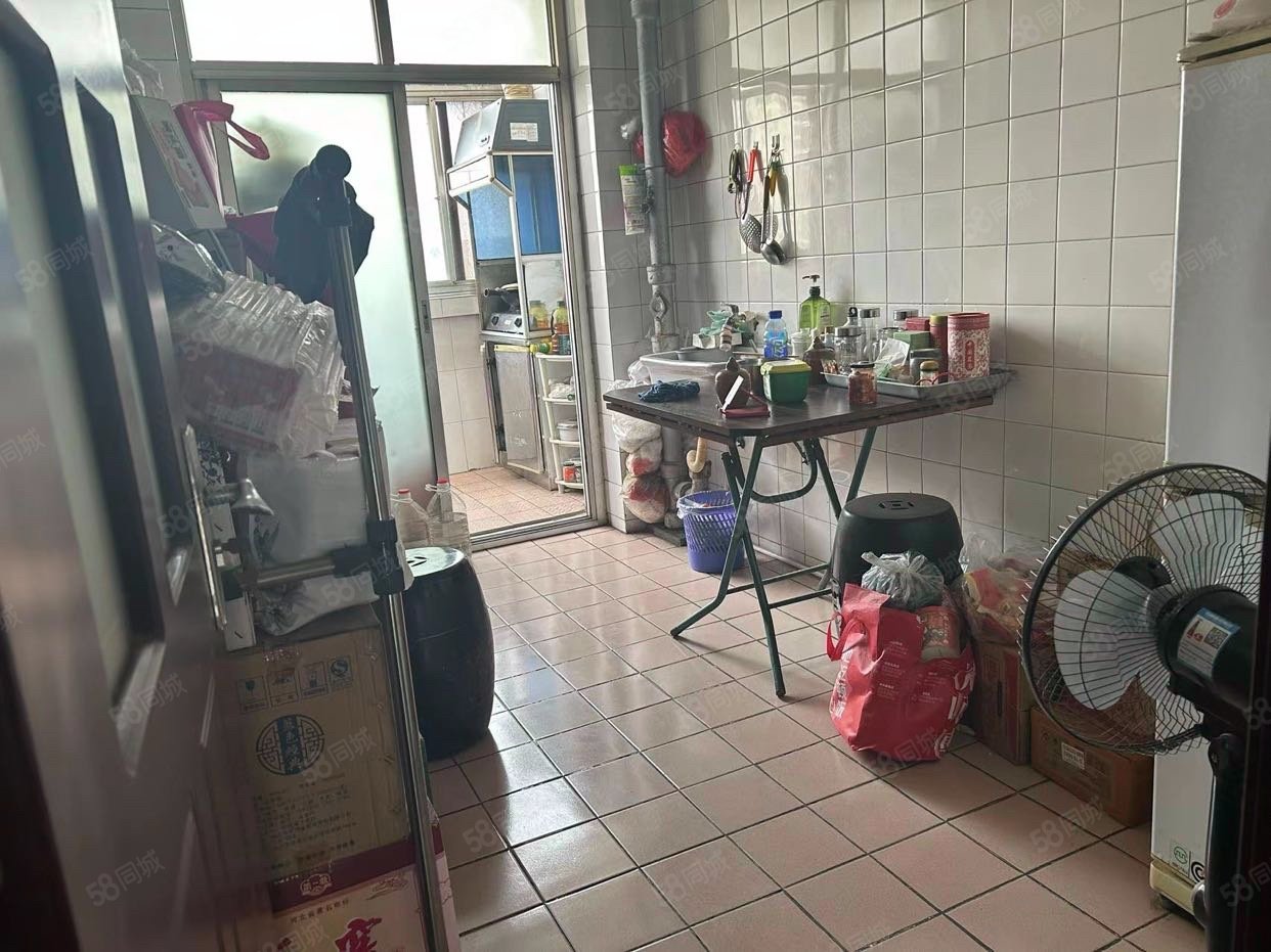 銀河小區(qū)2室1廳1衛(wèi)81.79㎡南38萬(wàn)