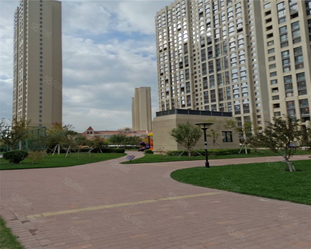 2室1厅 南北通透 71平 电梯房 楼层好 视野无,鹿港小镇-大连58同城