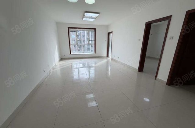 急售 阿卡一二期 六千多 三室 好户型 117平 76.8万