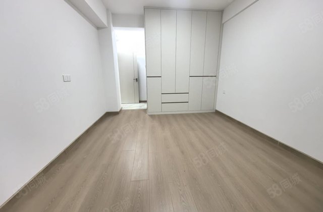 南铝社区3室2厅112㎡47万二手房图片