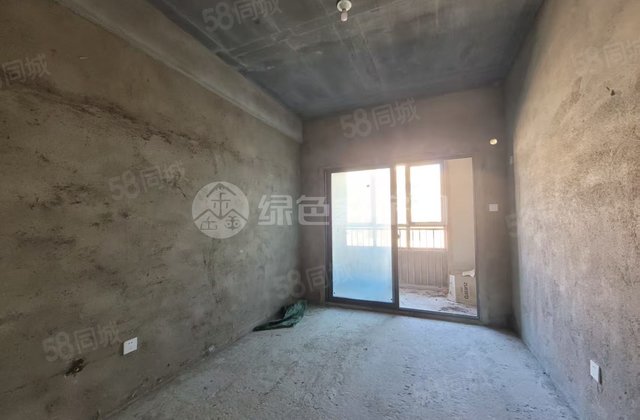 龙地万福城4室2厅150.22㎡105万二手房图片