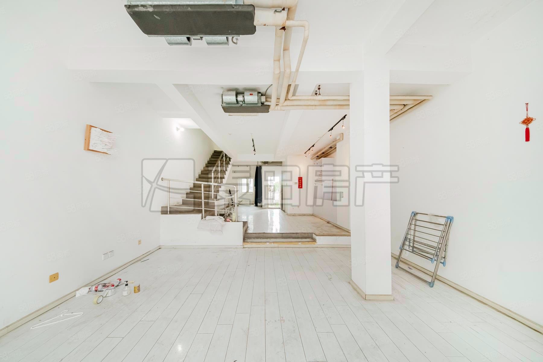 雪梨澳鄉(xiāng)(別墅)4室2廳4衛(wèi)214.85㎡南北1526萬(wàn)