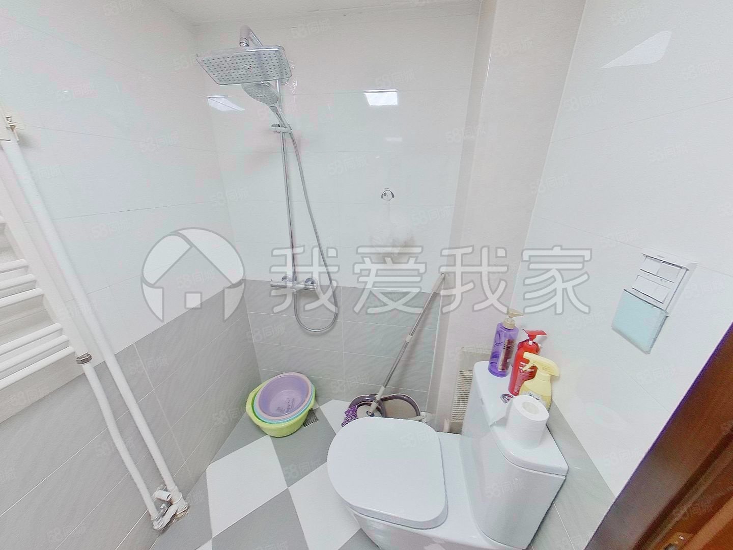 芳草苑小區(qū)1室1廳1衛(wèi)56.4㎡東440萬