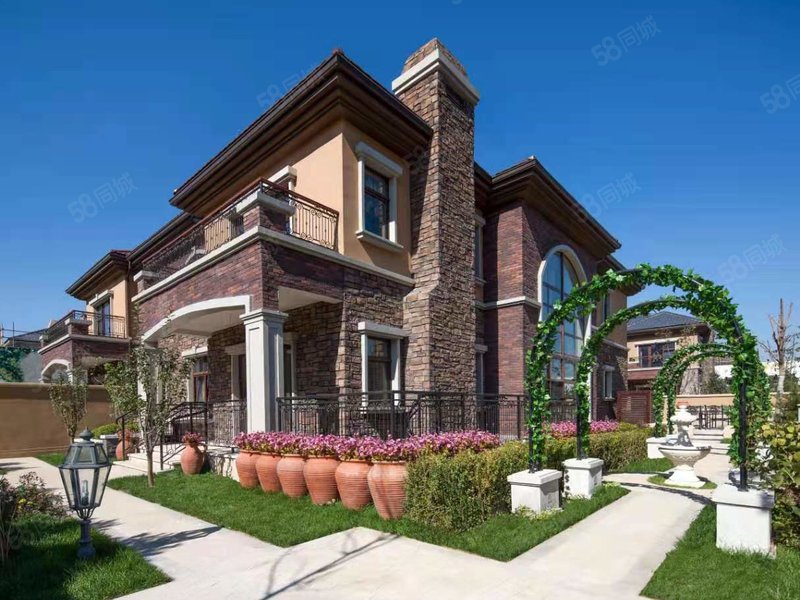 直降100万,现房联排边户,纯墅区,独门独户独院,醇熟配套