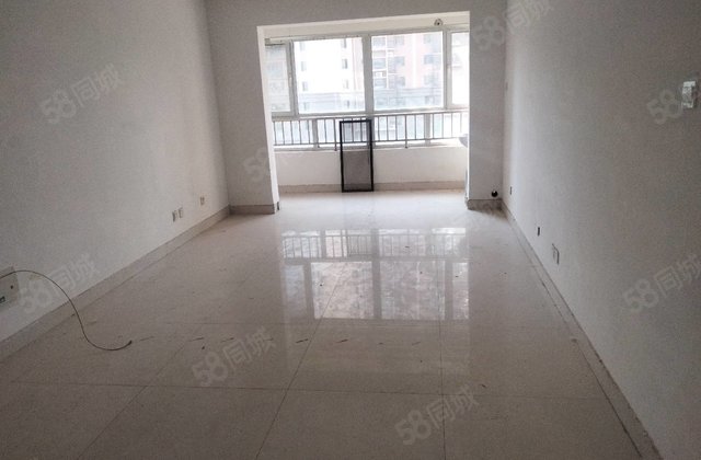 老文轩老一中，中间楼层带车位储藏室