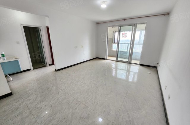 阿卡六期~新房未住~三叶草户型~双卫~   为房~