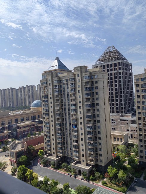 佳源星港城3室2厅2卫126.28㎡南北67万