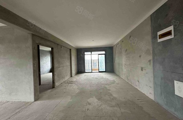 中都巴黎城3室2厅130㎡65万二手房图片