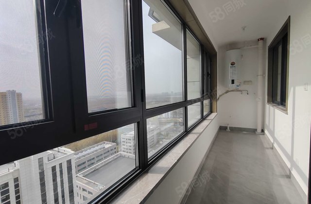 新出 东医桂馨苑 一梯一户 精装 车位储 城市芳华 澜庭观邸