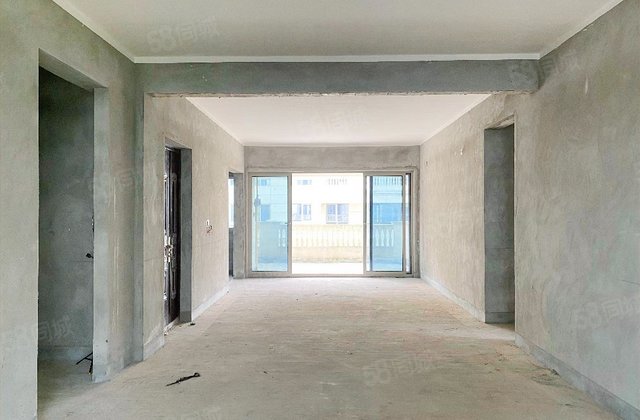 国瑞御府3室2厅143.1㎡118万二手房图片