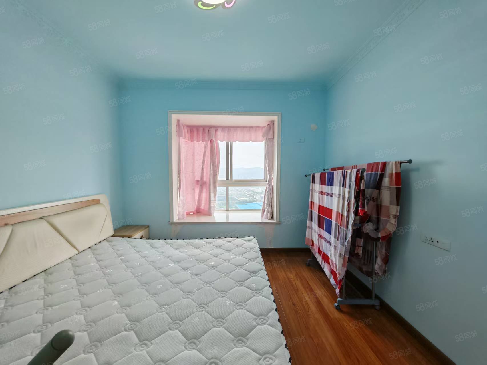 兴丽城C区3室2厅1卫131㎡南北56.8万