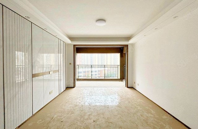 荣盛城4室2厅131㎡82.8万二手房图片