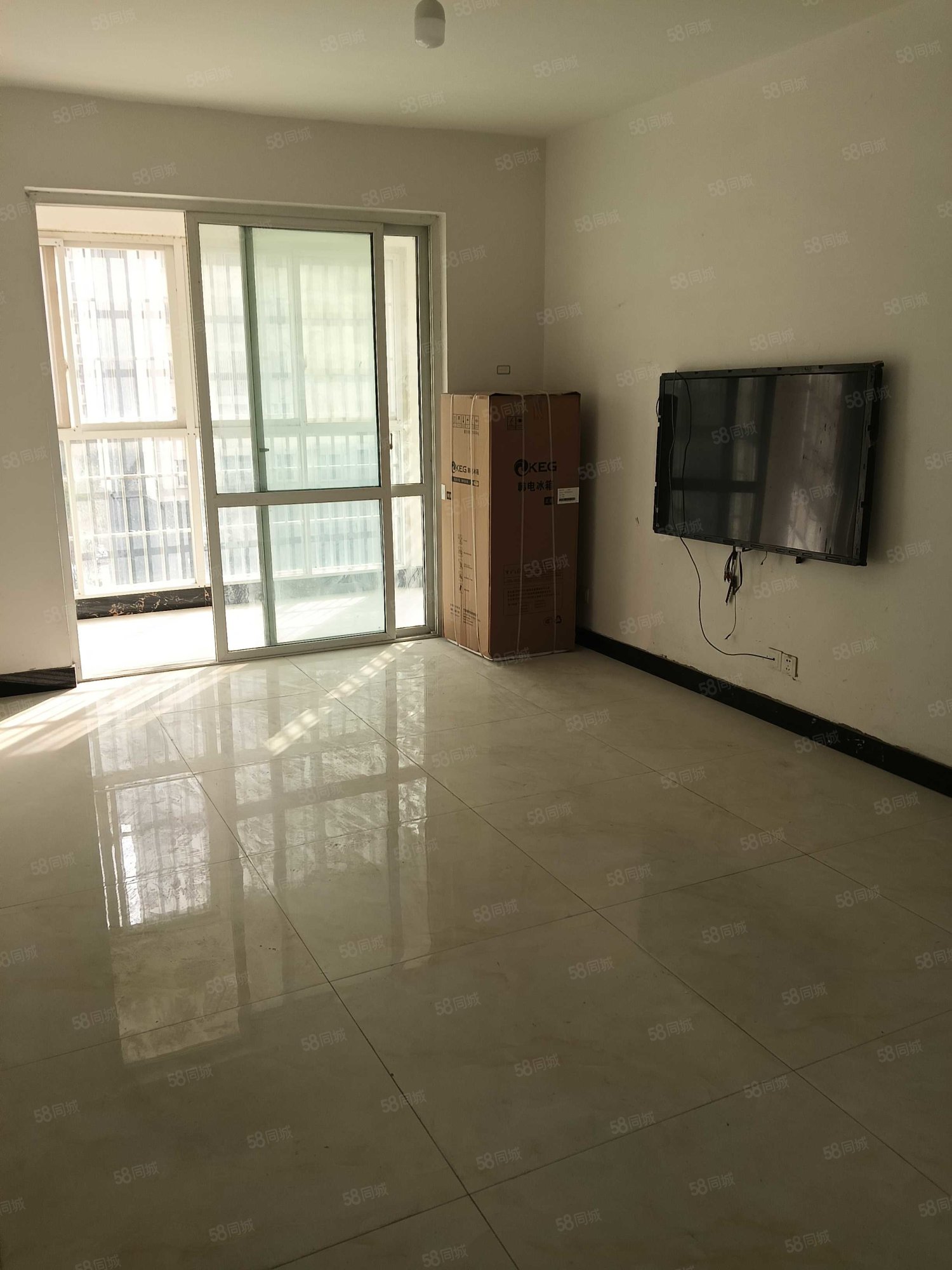 锦谯名苑3室2厅1卫106㎡南42.8万