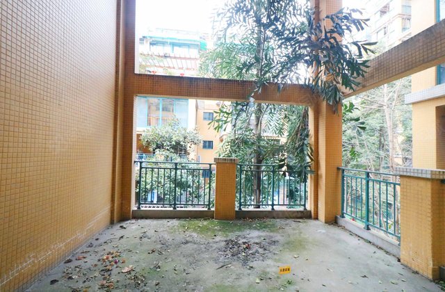 富豪新岸4室2厅145.27㎡188万二手房图片