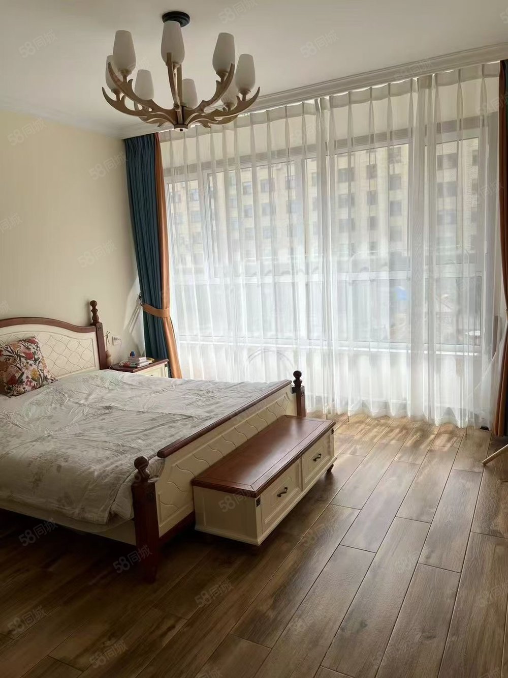 康裕新苑4室2厅2卫205㎡南北183万