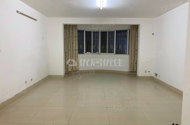 园湖南路34号小区4室2厅142㎡150万二手房图片