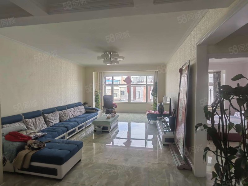 蓝天森林花苑 精装修 正规商品房 交通便捷 超低密度