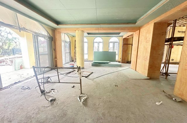 锦绣香江芙蓉园6室2厅246㎡2800万二手房图片