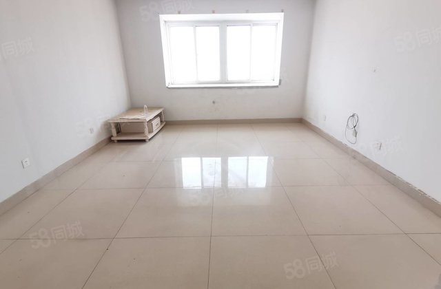 78万：老东昌，正泓新天地118平东边户，南北通透的大三居