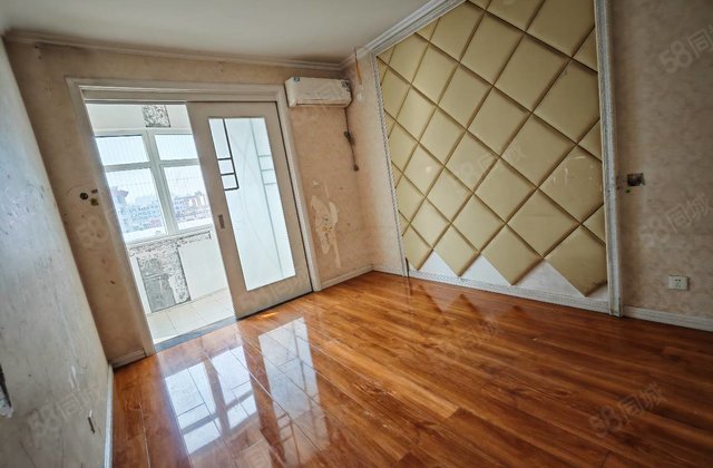 文轩！外国语！清华园！一梯两户！带车位储藏室！双阳台！