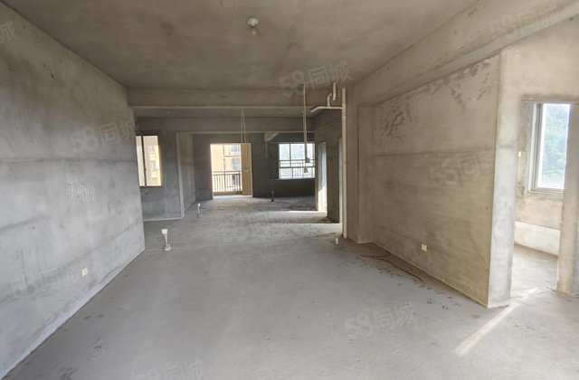 武夷国际新城3室2厅110㎡56.1万二手房图片