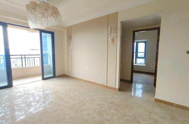 恒大云湖上郡御龙台三组团(7.2)2室1厅75.25㎡45万二手房图片