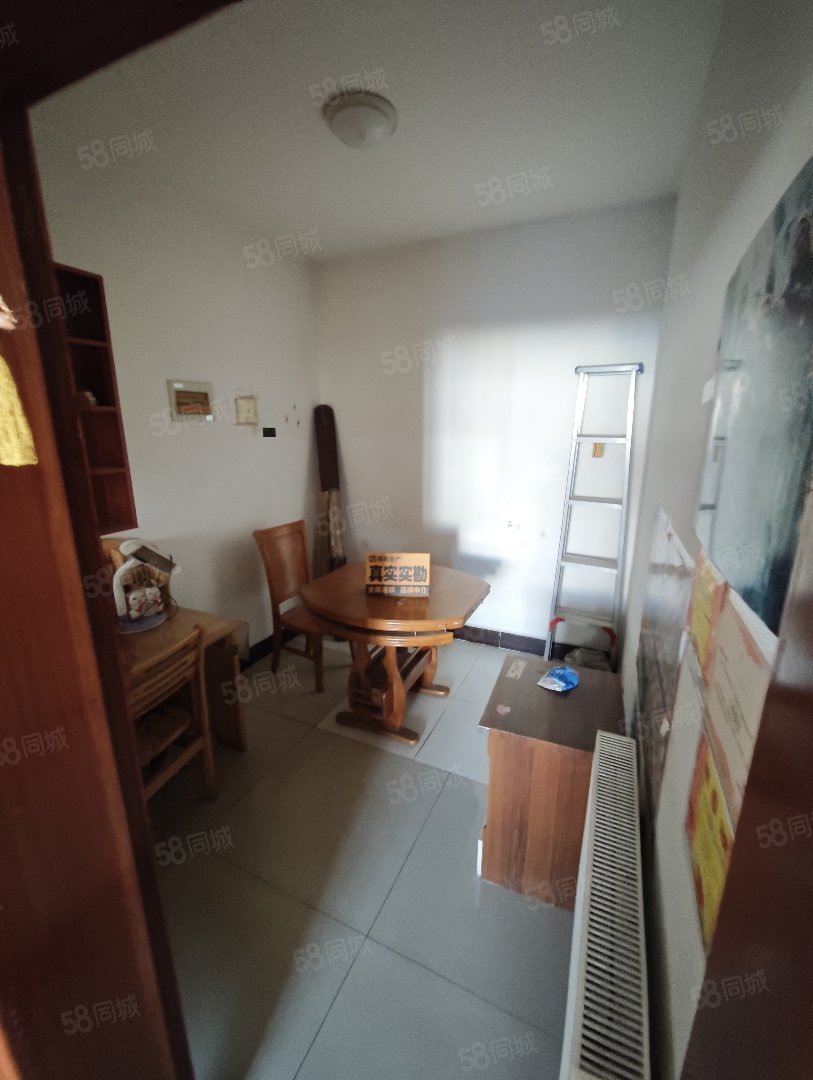 东苑小区2室2厅1卫82㎡南北25.8万