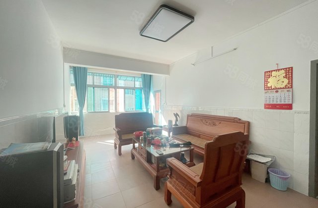 迎宾路一巷小区3室2厅121.61㎡45万二手房图片