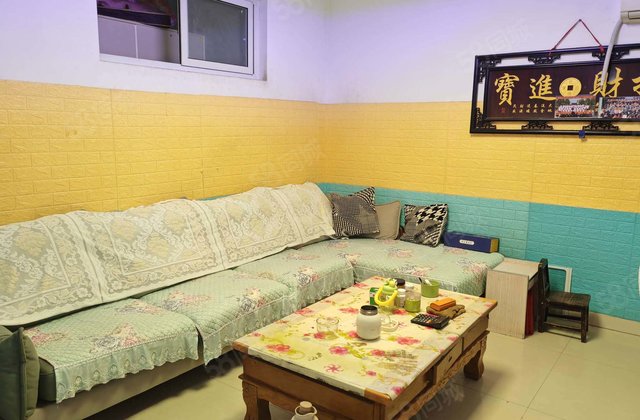 香江北 三室两厅 三万入住 免大税 随时看房有钥匙