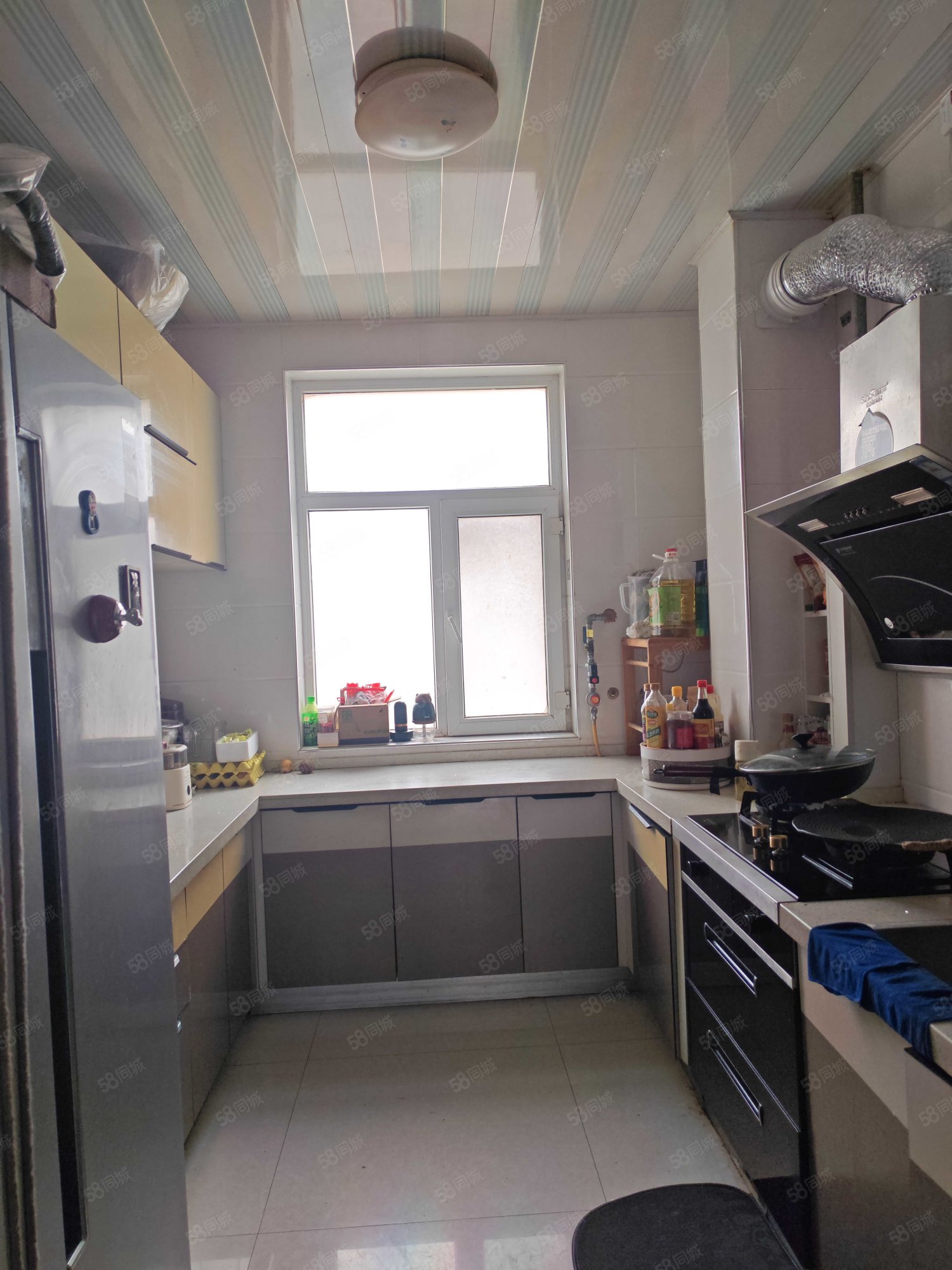 赫力警苑2室2厅2卫103㎡南24万