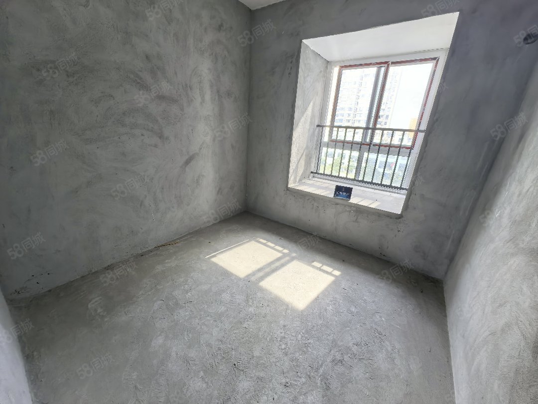 常隆花园3室2厅1卫101㎡南北46.8万