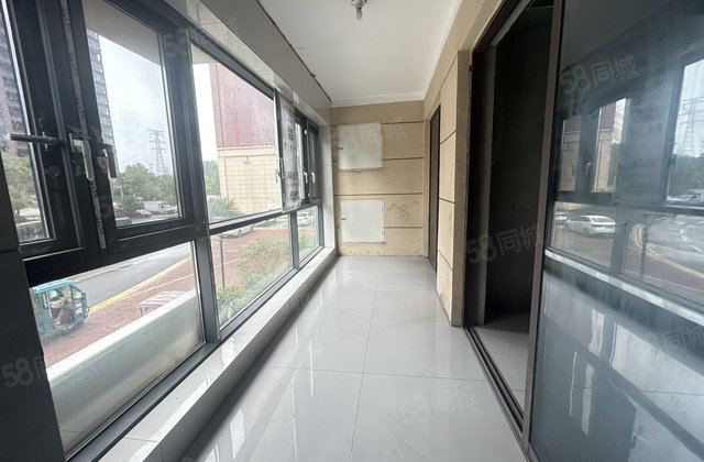 北京城房时代樾府3室2厅1卫92㎡南北45.8万