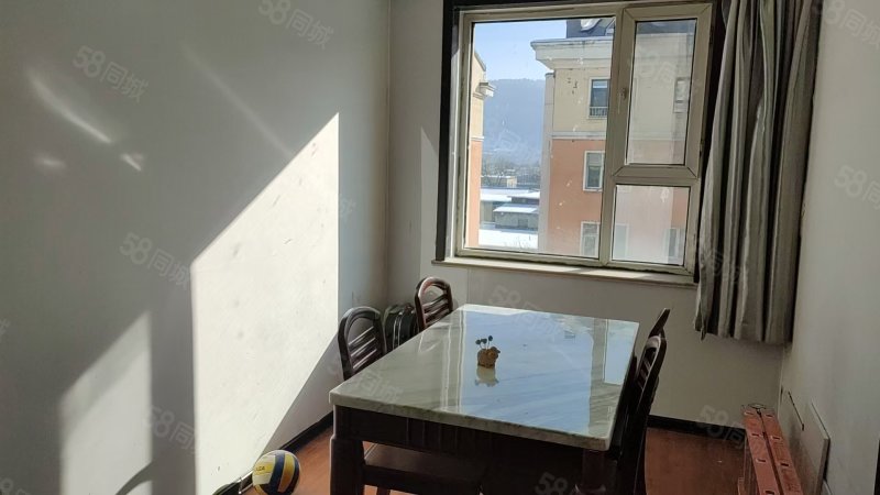 金帝小区3室2厅1卫102㎡南北29万