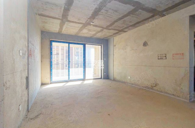 东方美地4室2厅146.66㎡69.8万二手房图片