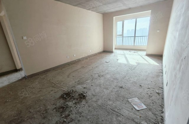 中央名都3室2厅134.75㎡112万二手房图片