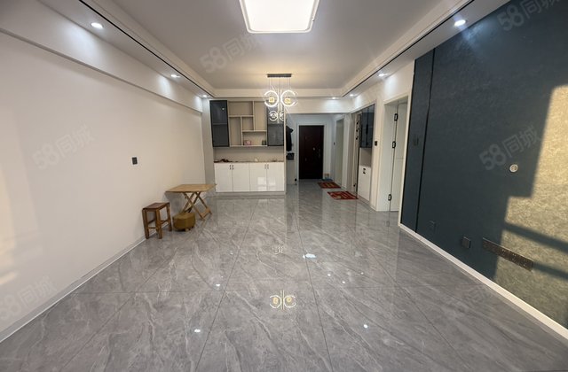 绿景国际2室2厅97㎡38万二手房图片