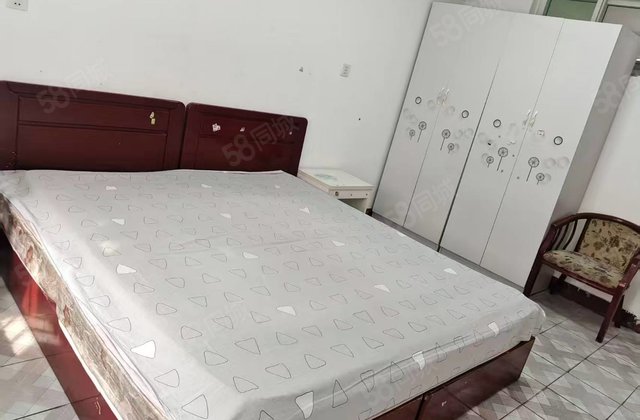 车轮小区3室1厅63㎡25万二手房图片