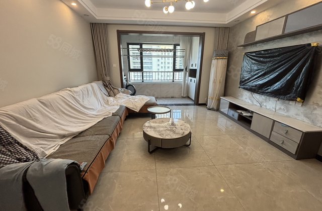 九州新城 高新区文轩 外国语精装三室 带车位储藏室三叶草户型