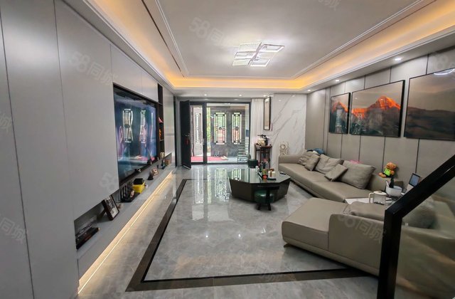 经开英伦花园豪华装修带南向院子带下沉带车位复式别墅诚意急售