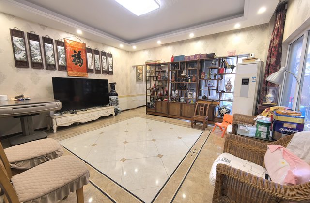 湾流汇4室2厅120㎡85万二手房图片