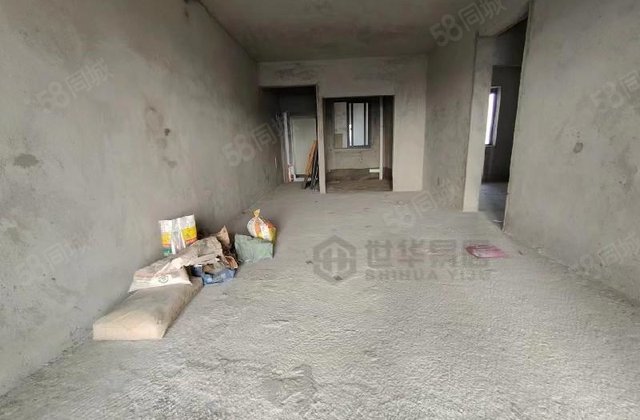 宏丰雅苑4室2厅125.46㎡49万二手房图片