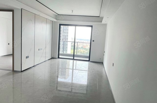 美的云悦江山西园3室2厅95.8㎡119万二手房图片