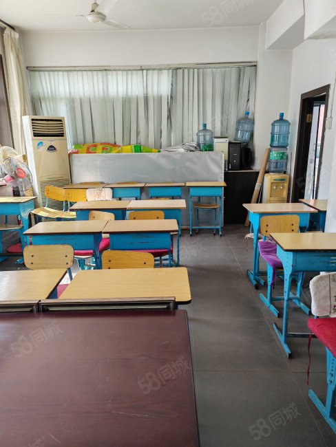 惠安小区4室2厅1卫108㎡南52万