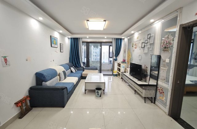 电大北邻 阿卡精装大三室 边户 带车位 房东急售 随时可看房