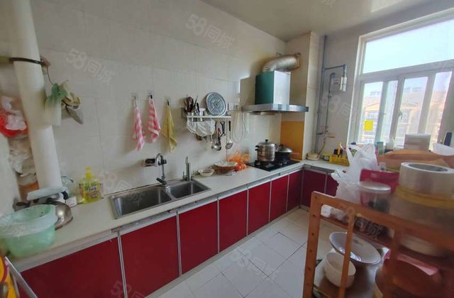 东昌中学 电梯房 大三室 送储藏室 随时看房