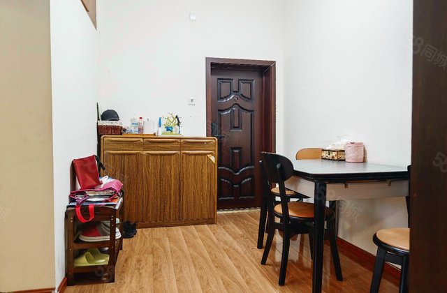 海蓉新邨2室1厅57.32㎡80万二手房图片