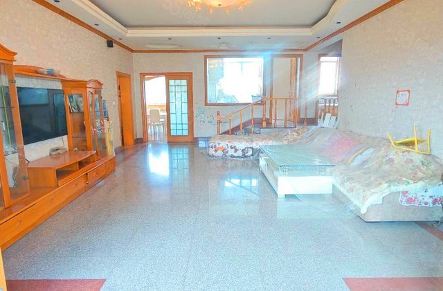 财政局家属院4室2厅163.24㎡76万二手房图片