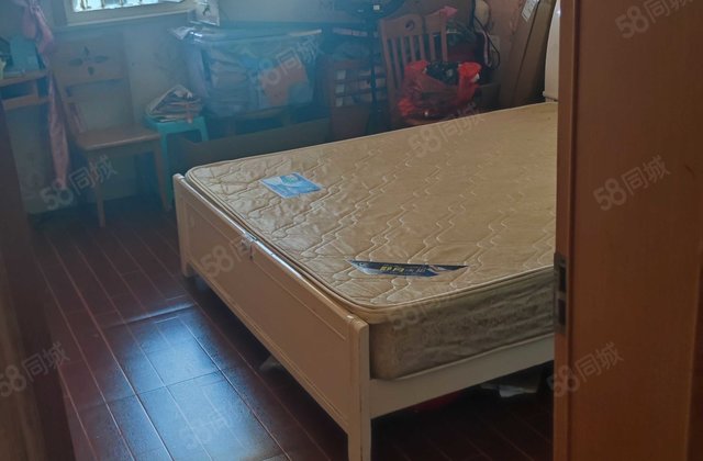 金桂苑3室2厅128.79㎡26万二手房图片